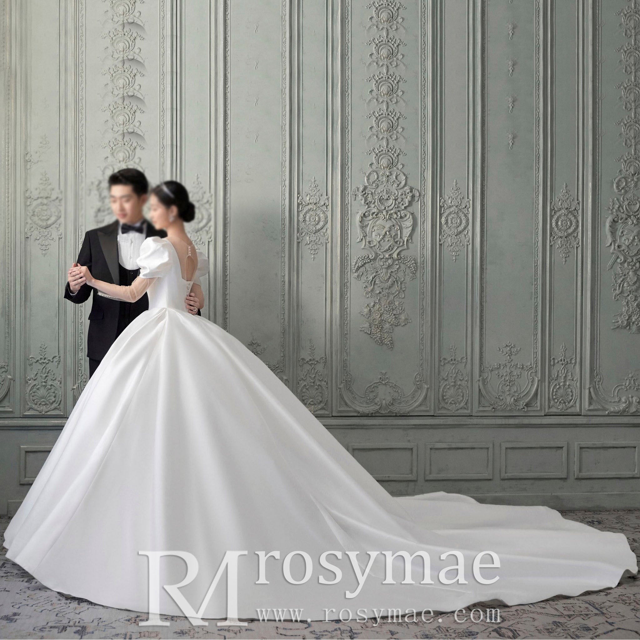Ball Gown Satin Wedding Dress & Bridal Gown with Puff Sleeve