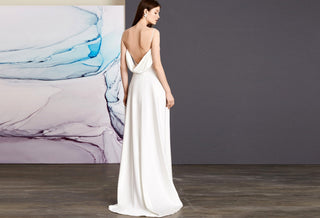 Everything You Need to Know About Backless Wedding Dresses - Rosymae