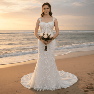 Elegant Mermaid Mermaid Lace Wedding Dress with Sheer Bodice