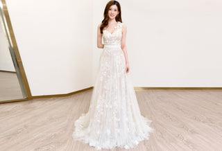 How to Choose the Best A Line Wedding Dress - Rosymae