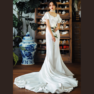 Queen-ann Wedding Dresses