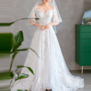 Elegant Luxury Wedding Dress with Unique Neckline