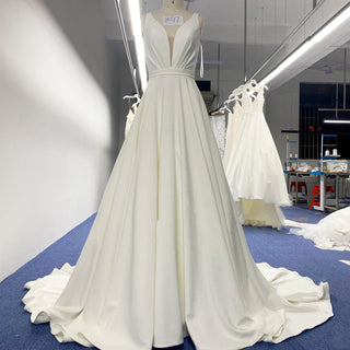 Simple & Minimalist Wedding Dresses - Rosymae