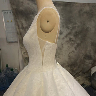 1920s Vintage Scoop Neckline Vintage Wedding Dress with Timeless Look - Rosymae