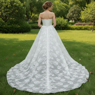 Elegant Bateau Neckline Plus size Floral Lace Wedding Dress