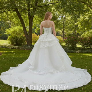 Exquisitely Handcrafted Romantic Ball Gown Wedding Dress Sweetheart Neck