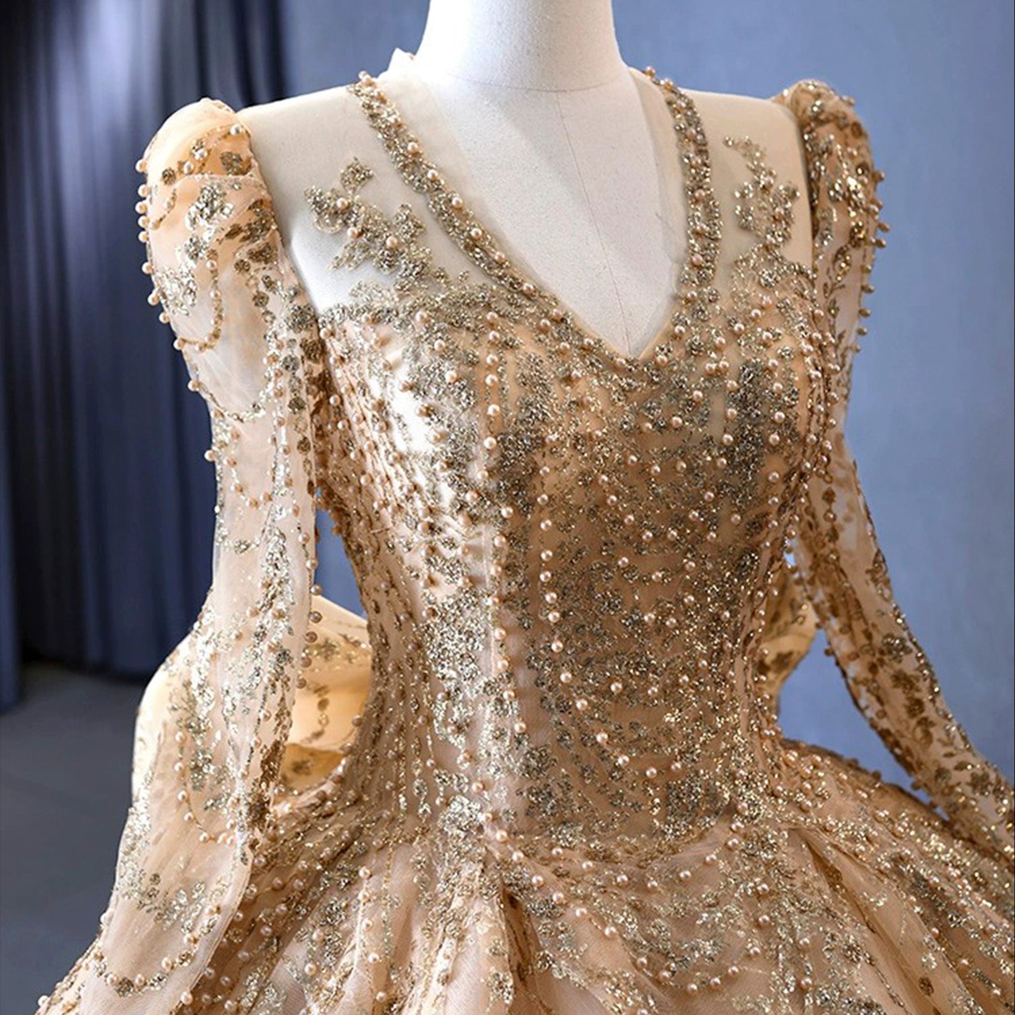 Luxury Long Sleeve Gold Ball Gown Puffy Skirt Big Wedding Dress with Bow Custom Color / 16 Luxury Long Sleeve Gold Ball Gown Puffy Skirt Big Wedding Dress with Bow Custom Color / 16