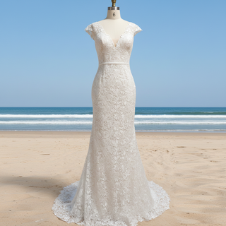 Romantic Floral Lace Mermaid Wedding Dresses for Elegant & Fitted Bride