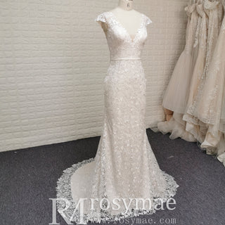 Vestidos de novia de sirena con encaje floral romántico para una novia elegante y entallada