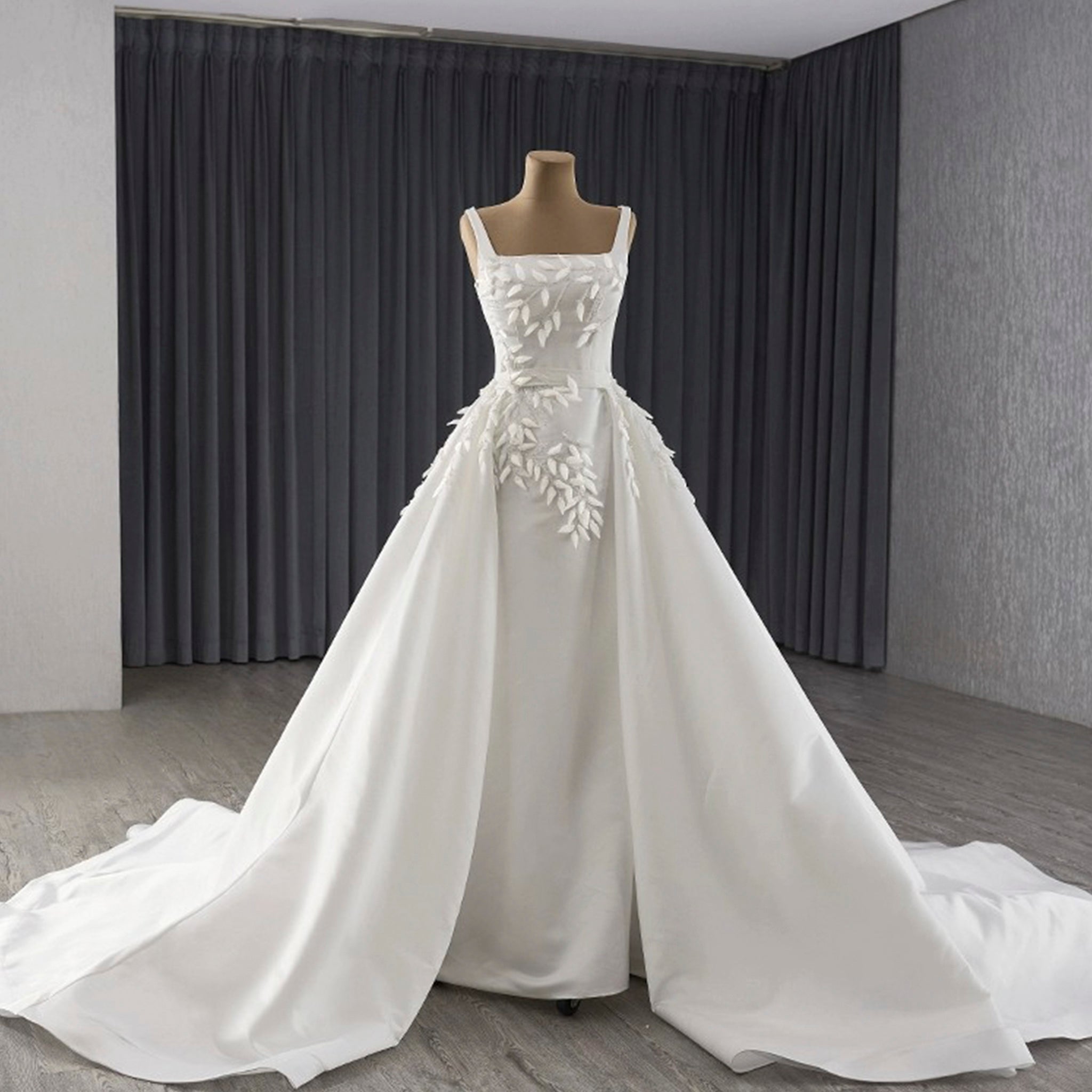 Elegant Transformable Wedding Gown Two Styles in One Masterpiece Ivory / Custom Size Elegant Transformable Wedding Gown Two Styles in One Masterpiece Ivory / Custom Size