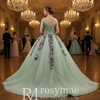 Luxury Plunging Light Green Quinceanera Dresse with Width Straps
