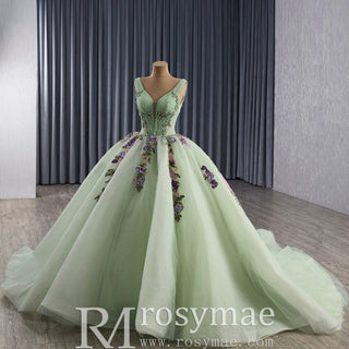 Luxury Plunging Light Green Quinceanera Dresse with Width Straps