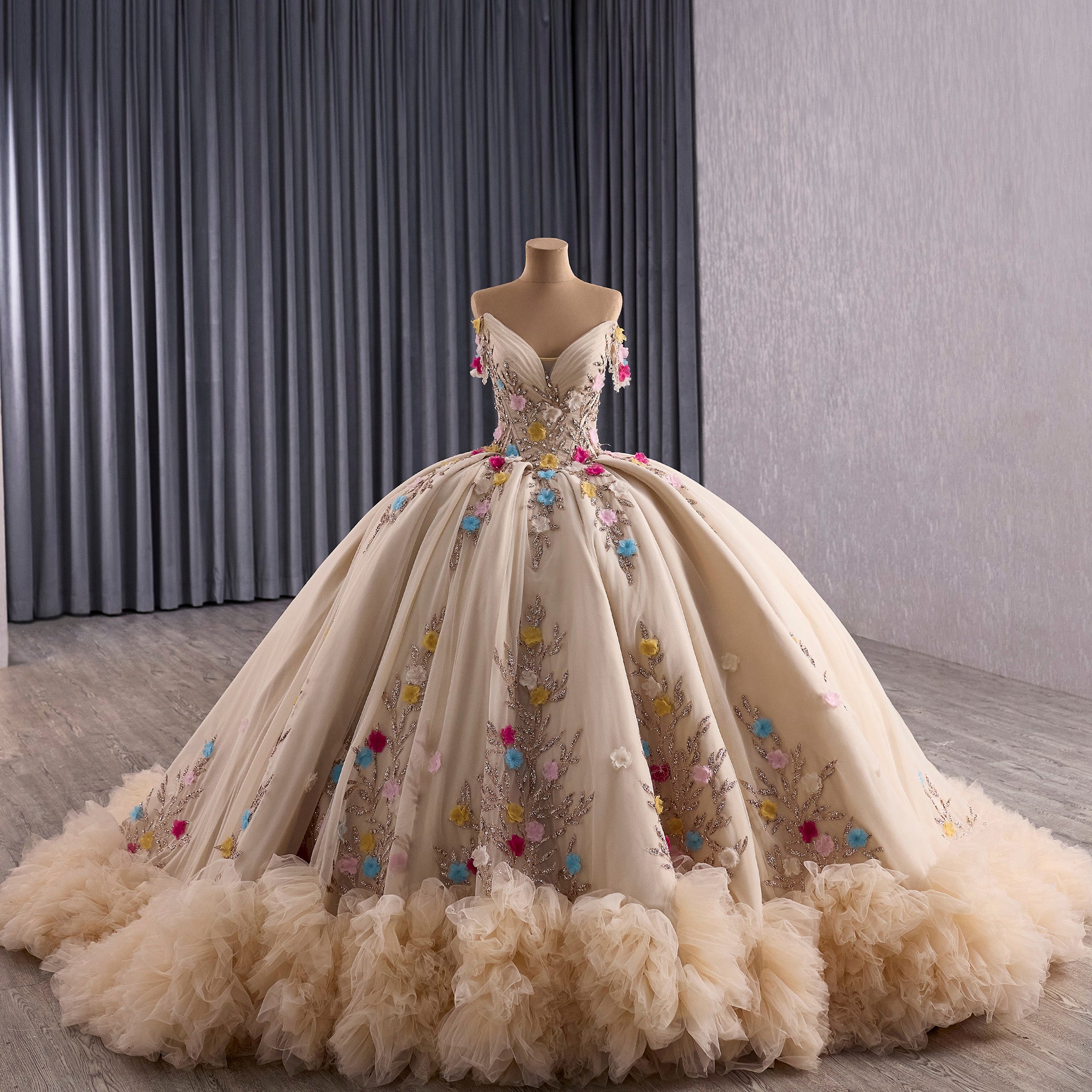 Gorgeous Pale Yellow Quinceanera Dress with Rhinestone and 3D Flowers Pale Yellow / 18w Gorgeous Pale Yellow Quinceanera Dress with Rhinestone and 3D Flowers Pale Yellow / 18w