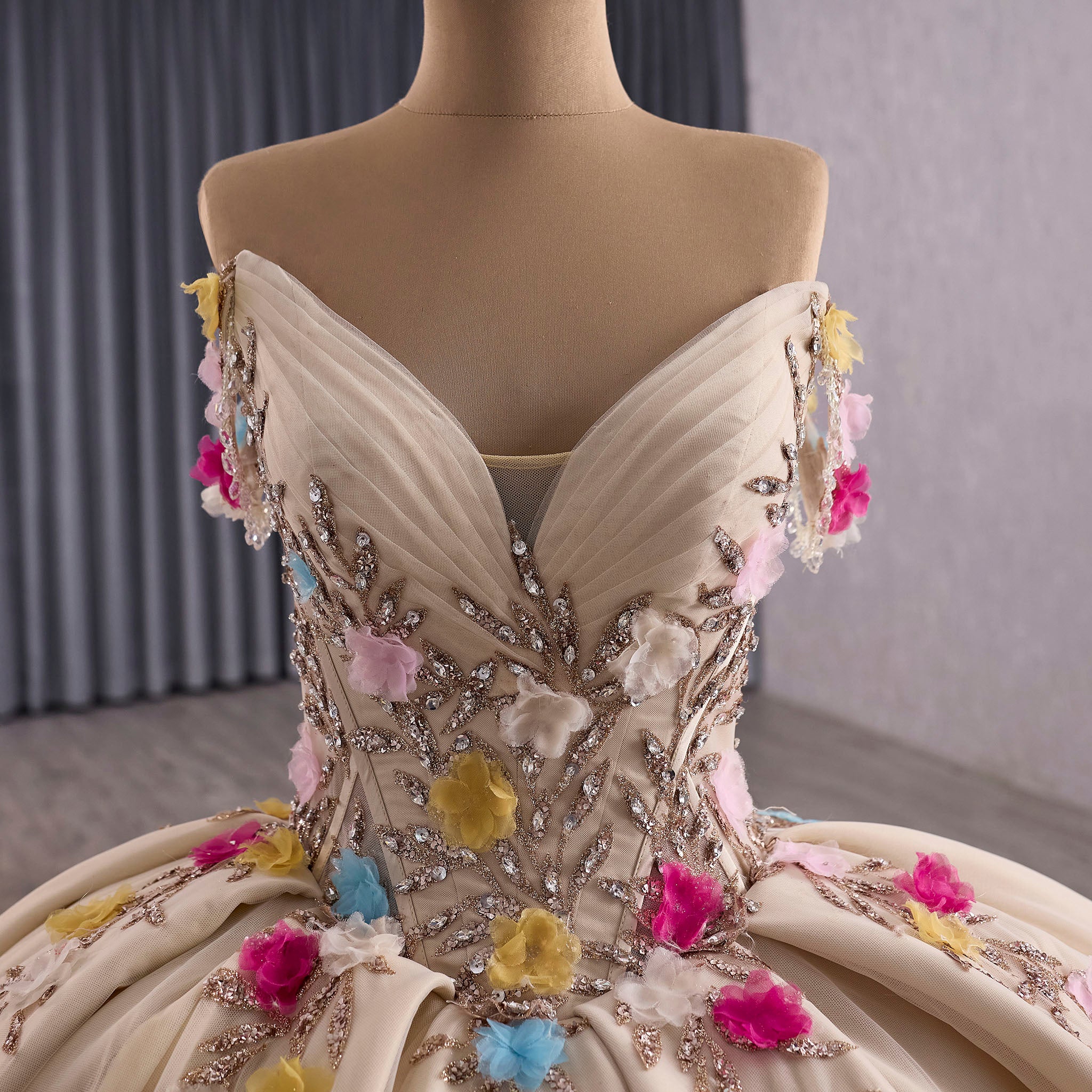 Gorgeous Pale Yellow Quinceanera Dress with Rhinestone and 3D Flowers Pale Yellow / 18W Gorgeous Pale Yellow Quinceanera Dress with Rhinestone and 3D Flowers Pale Yellow / 18W