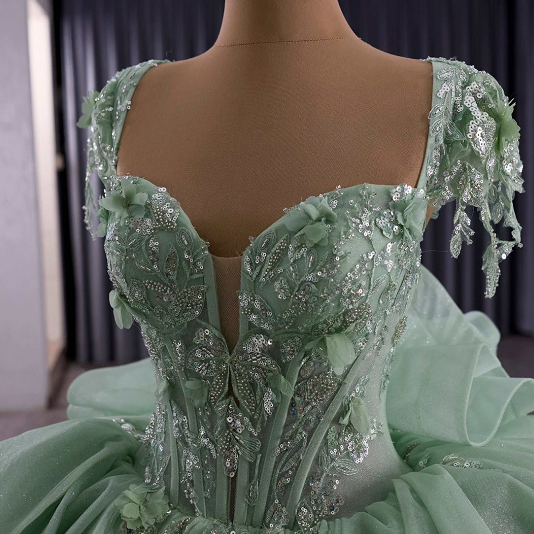 High-end Light Green Ruffles Prom Gown Ball Gown Quinceanera Dress Custom Colors / 16W High-end Light Green Ruffles Prom Gown Ball Gown Quinceanera Dress Custom Colors / 16W