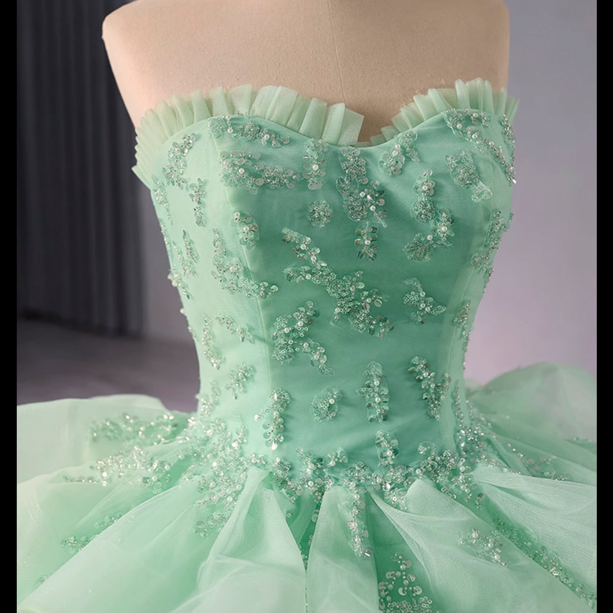 High-end Light Green Ruffles Prom Gown Ball Gown Quinceanera Dress Custom Colors / 20W High-end Light Green Ruffles Prom Gown Ball Gown Quinceanera Dress Custom Colors / 20W