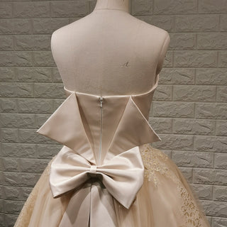 Sweetheart Midi Knee Length Ball Gown Wedding Dress with Bowknot