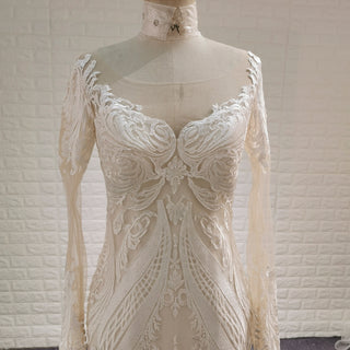 Robe de mariée sirène élégante en dentelle champagne clair à manches longues