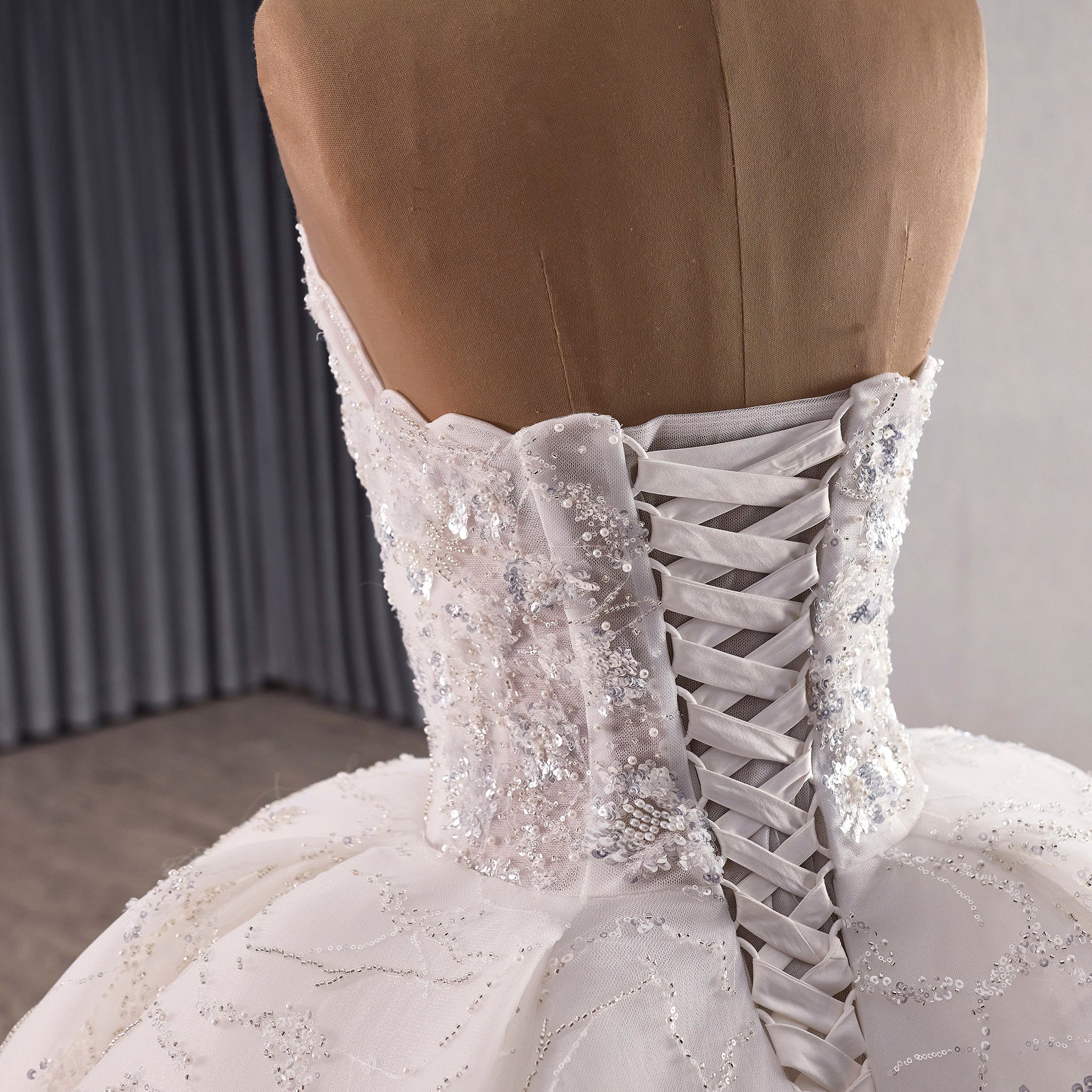 High-end Ball Gown Luxury Sparkly Wedding Dresses with Pearls White / 0 High-end Ball Gown Luxury Sparkly Wedding Dresses with Pearls White / 0