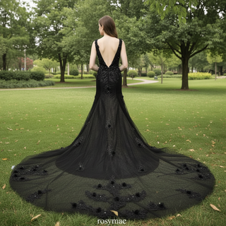 Mermaid Lace Applique Black Wedding Dress Backless Bridal Gowns