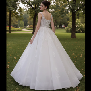 Robe de mariée scintillante longueur au sol avec col en V
