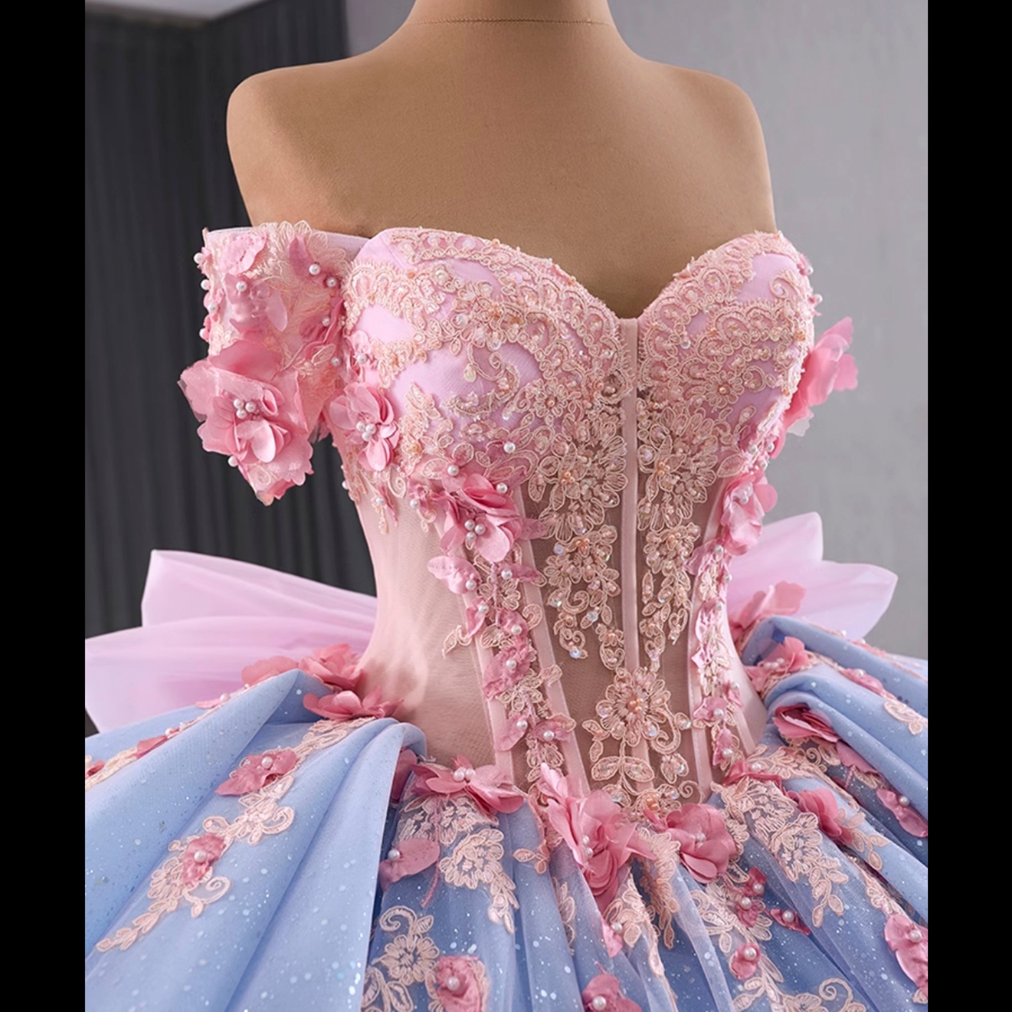 Ruffle Off The Shoulder Big Skirt 15 16 Quinceanera Dresses with Bowknot Custom Colors / 26W Ruffle Off The Shoulder Big Skirt 15 16 Quinceanera Dresses with Bowknot Custom Colors / 26W
