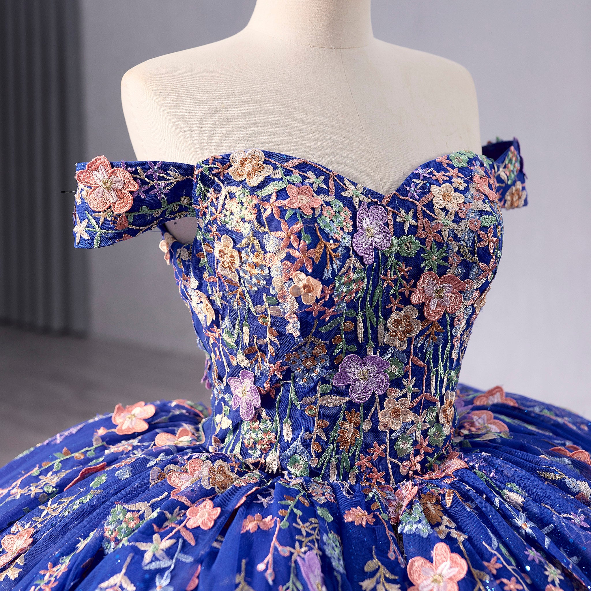 Royal Blue Color Lace Wedding Gown Off the Shoulder Quinceanera Dress Custom Colors / 4 Royal Blue Color Lace Wedding Gown Off the Shoulder Quinceanera Dress Custom Colors / 4