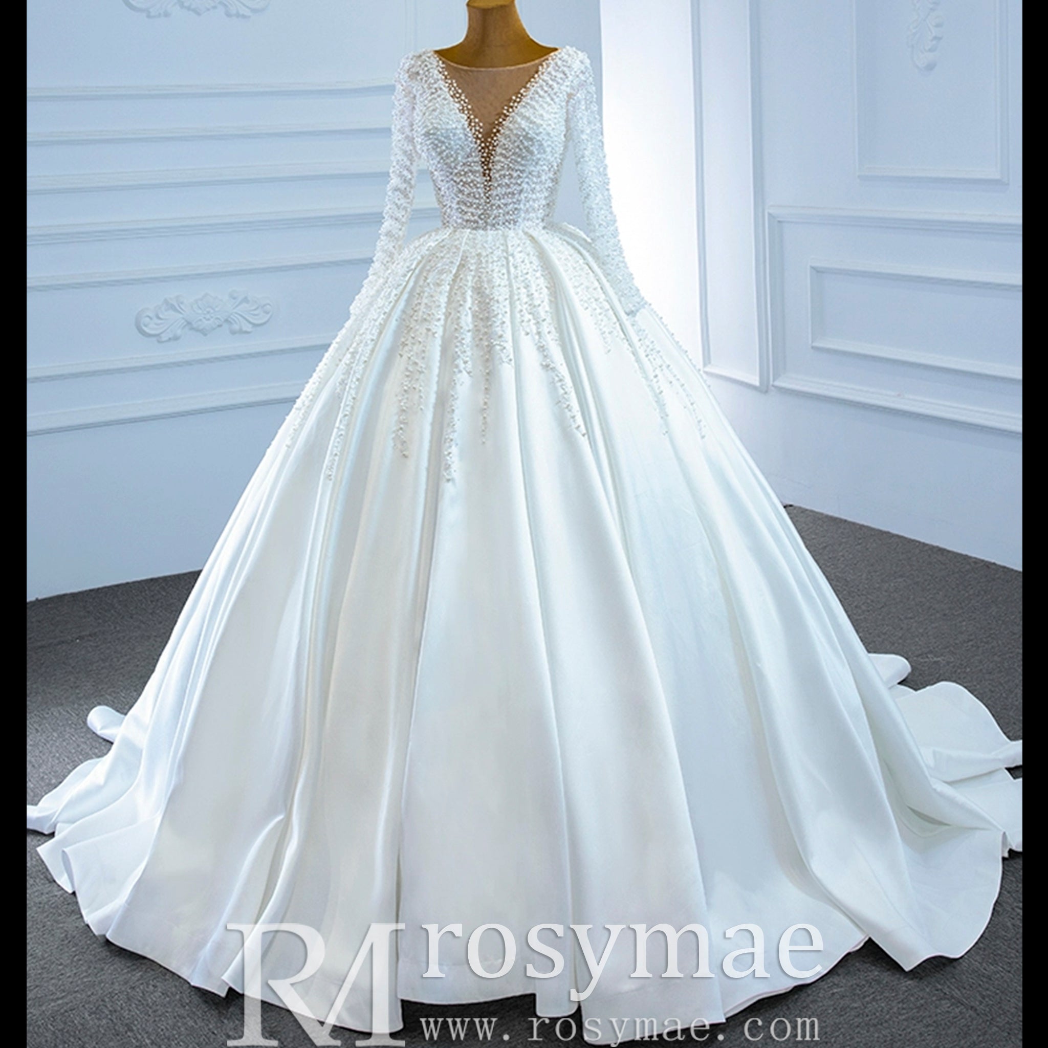 Long Sleeve Beaded Pearl Satin Wedding Dress Vintage Ball Gown Ivory / 16W Long Sleeve Beaded Pearl Satin Wedding Dress Vintage Ball Gown Ivory / 16W