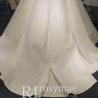 Scoop Neckline Vintage Wedding Dress with Timeless Look