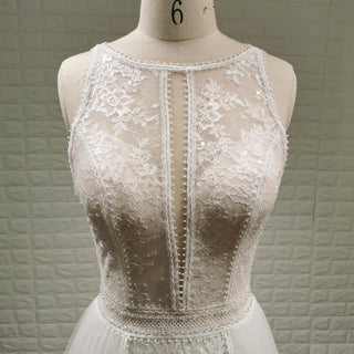 Trend Vintage-Inspired Lace Wedding Dress with Keyhole