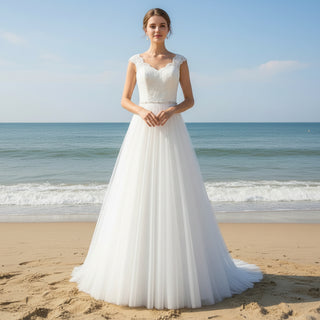 Vintage A-lkine Wedding Dress with Lace Bodice and Tulle Skirt for Bri Rosymae Vintage A-lkine Wedding Dress with Lace Bodice and Tulle Skirt for Bri Rosymae