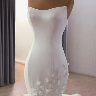Luxury Strapless Bridal Gown Trumpet Wedding Dress with 3D Flower