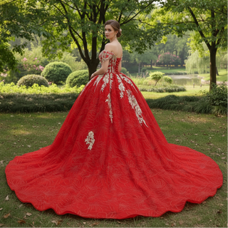 Romantic Princess Red Quinceanera Dresses off Shoulder Ball Gown