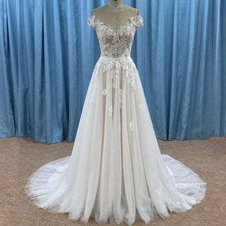 Elegant Cap Sleeve Tulle Lace Sheath Wedding Dress with Sheer Neck