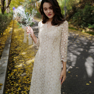 Classic V-neck Midi-length Floral Lace Wedding Dress with 3/4 Sleeve