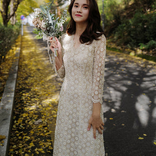 Classic V-neck Midi-length Floral Lace Wedding Dress with 3/4 Sleeve