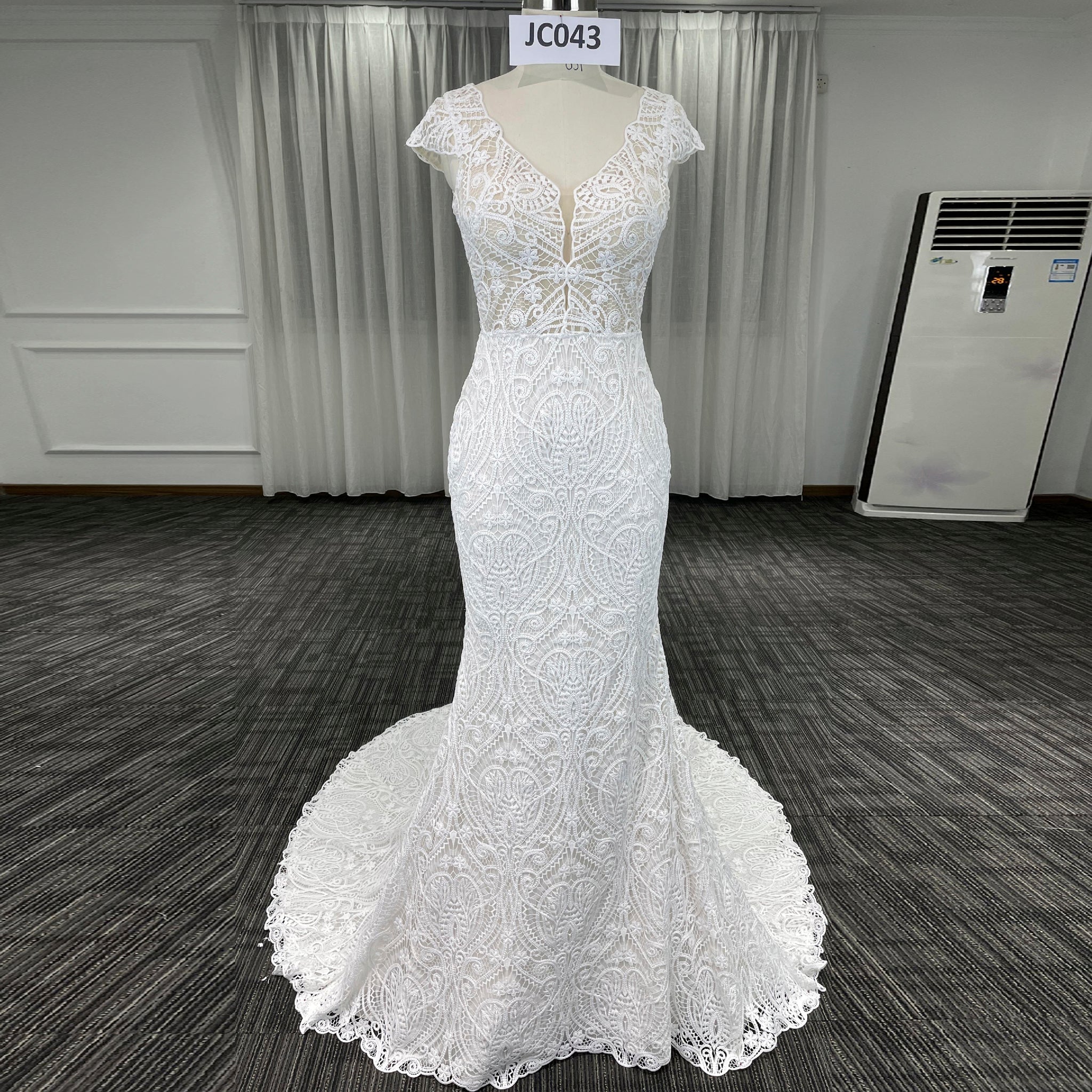 Allover Lace Cap Sleeve Mermaid Wedding Dress with Keyhole Back - Rosymae