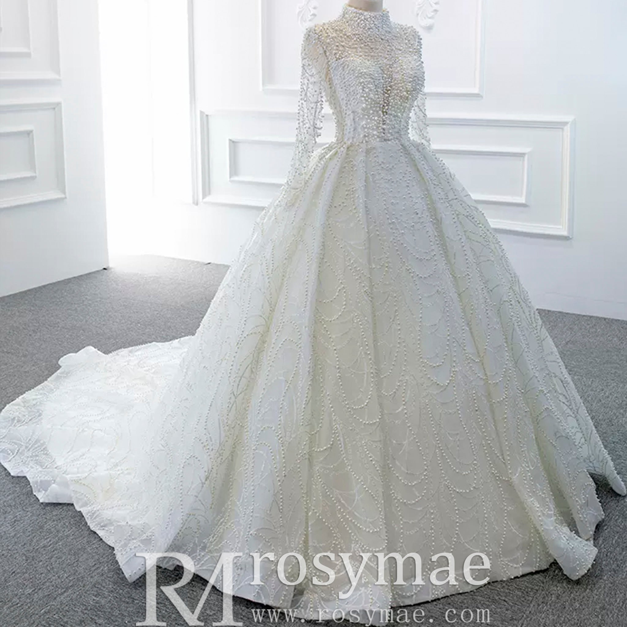 Arab Long Sleeve High Neck Ball Gown Wedding Dress with Keyhole - Rosymae