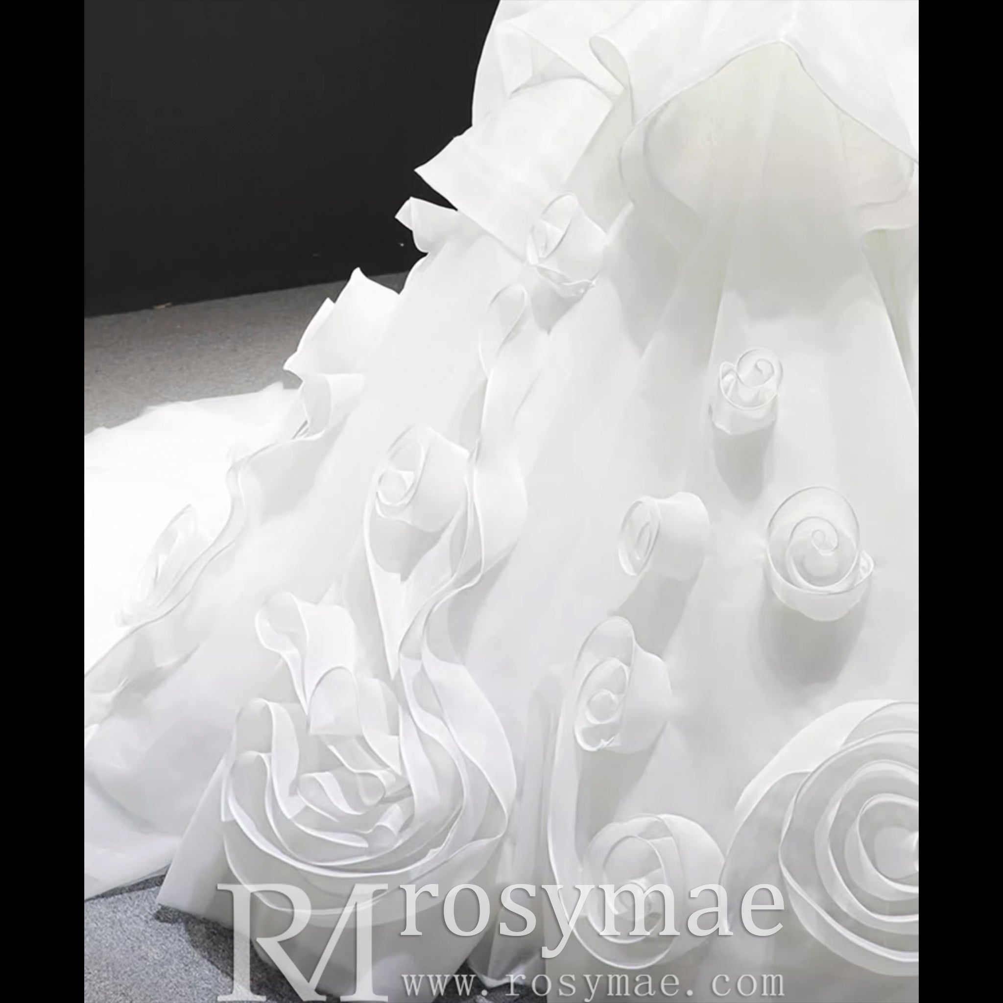 Ball Gown Off the Shoulder Organza Luxury Wedding Dress - Rosymae