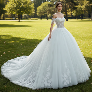 Tulle Beach Wedding Dresses with Off Shoulder Sleeves