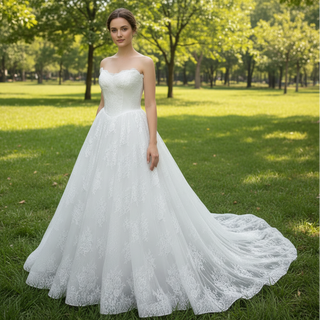 Elegant Bateau Neckline Strapless Floral Lace Wedding Dress