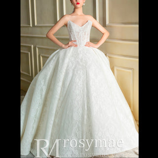 Puffy Skirt Ball Gown Lace Wedding Dress with Curve Neckline