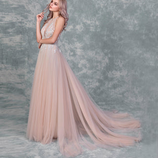 Halter Neck Boho A-Line Blush Pink Tulle Wedding Dress
