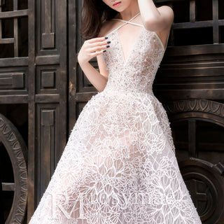 Newest Wedding Dress A-Line Lace V-neck with Spaghetti Straps