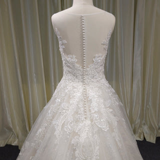 Classic Scoop Neckline A-line Wedding Dress with Tulle Appliqued Lace