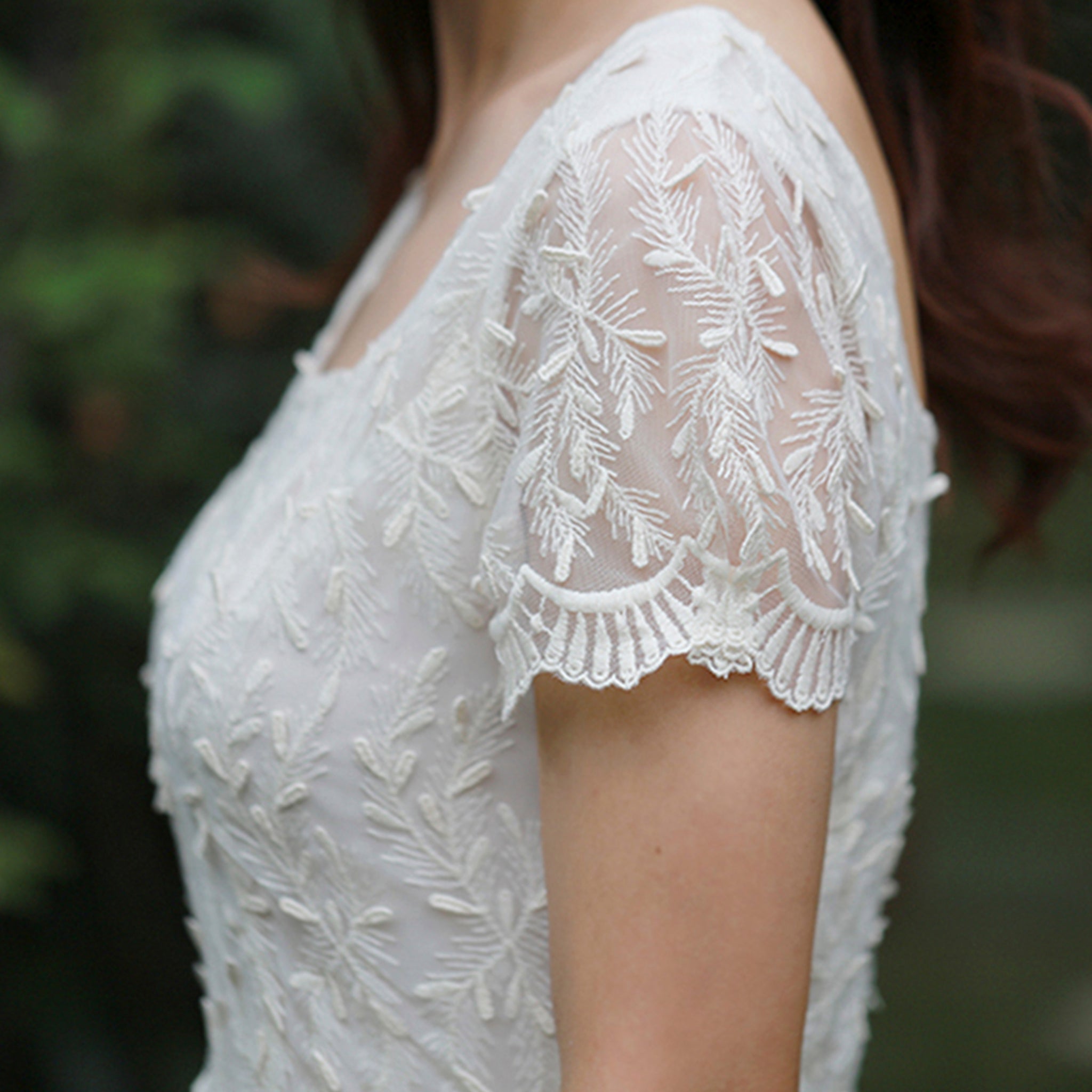 Classic A-line Intricate Lace Wedding Dress with Square Neckline - Rosymae