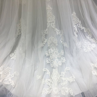 Classic A-line Tulle Lace Appliqued Wedding Dress with Capped Sleeve - Rosymae