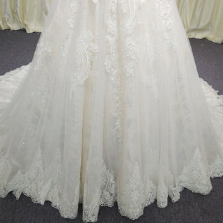 Classic Scoop Neckline A-line Wedding Dress with Tulle Appliqued Lace