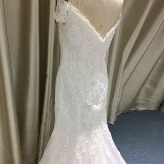 Classic Lace Mermaid Wedding Dress with Off the Shoulder for Elegant Brides - Rosymae