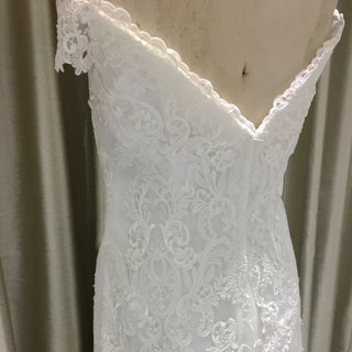 Classic Lace Mermaid Wedding Dress with Off the Shoulder for Elegant Brides - Rosymae